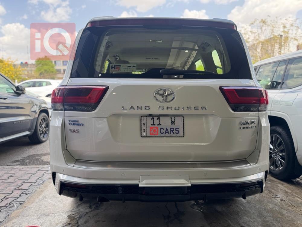 تويوتا لاندكروزر